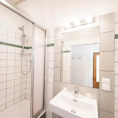 Mini-hôtel Madar Café Restaurant Zum Fürsten