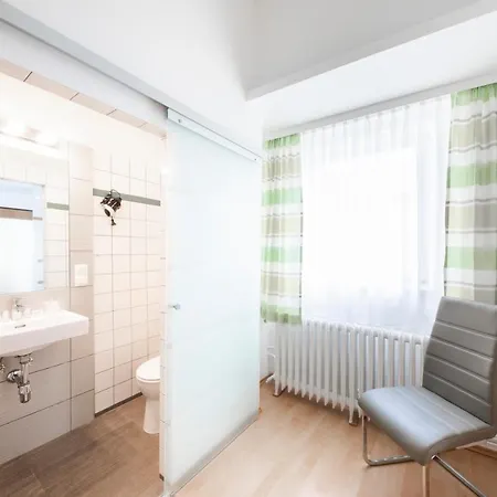 Madar Café Restaurant Zum Fürsten 2*