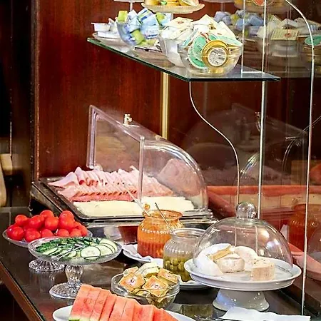 Herberg Madar Cafe Restaurant Zum Fuersten 2*