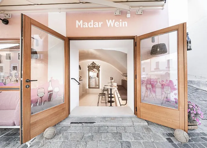 Madar Cafe Restaurant Zum Fuersten Herberg 2*