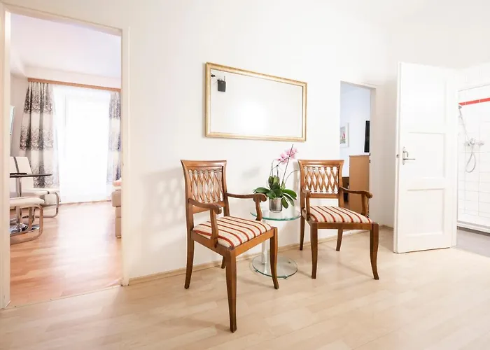 Madar Cafe Restaurant Zum Fuersten Herberg 2*