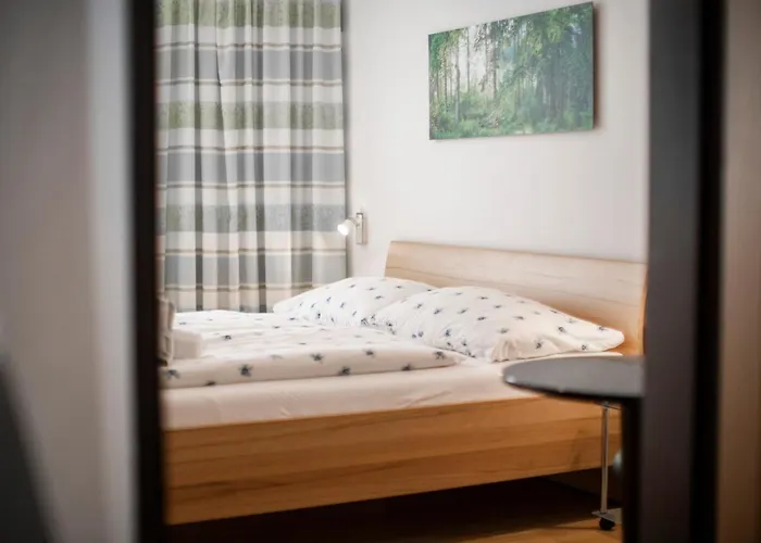 Herberg Madar Cafe Restaurant Zum Fuersten Melk