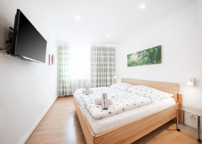 Herberg Madar Cafe Restaurant Zum Fuersten