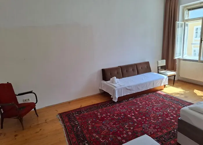 Herberg Madar Cafe Restaurant Zum Fuersten 2*