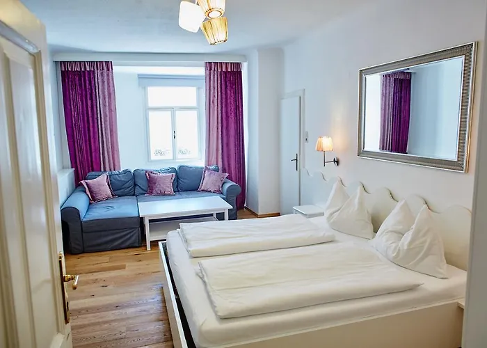 Madar Cafe Restaurant Zum Fuersten Melk