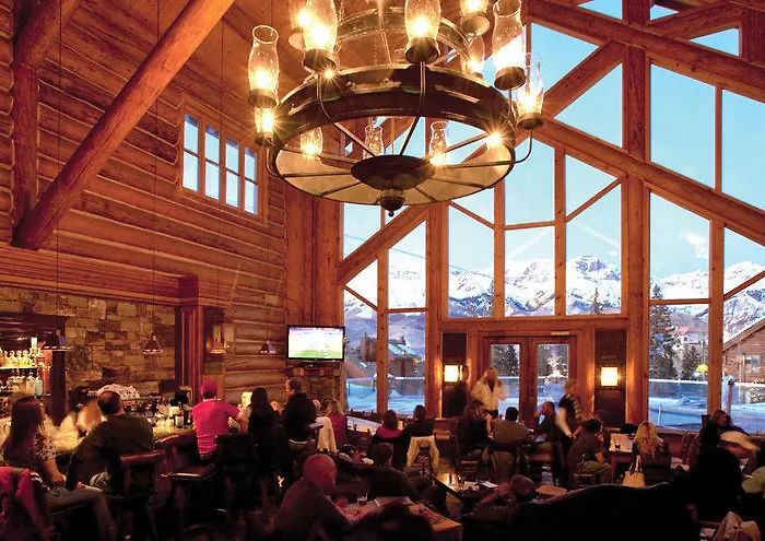 Madar Cafe Restaurant Zum Fuersten