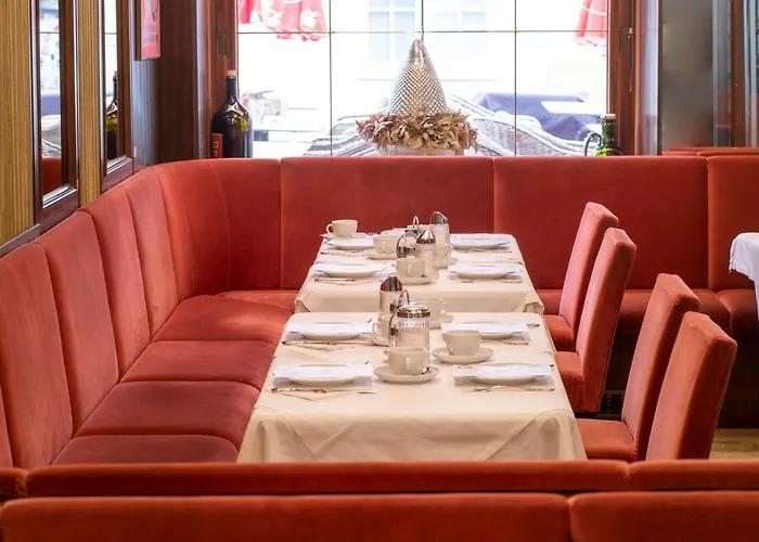 Madar Cafe Restaurant Zum Fuersten 2* Melk